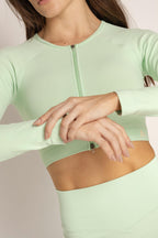 Buzo versatile verde meta