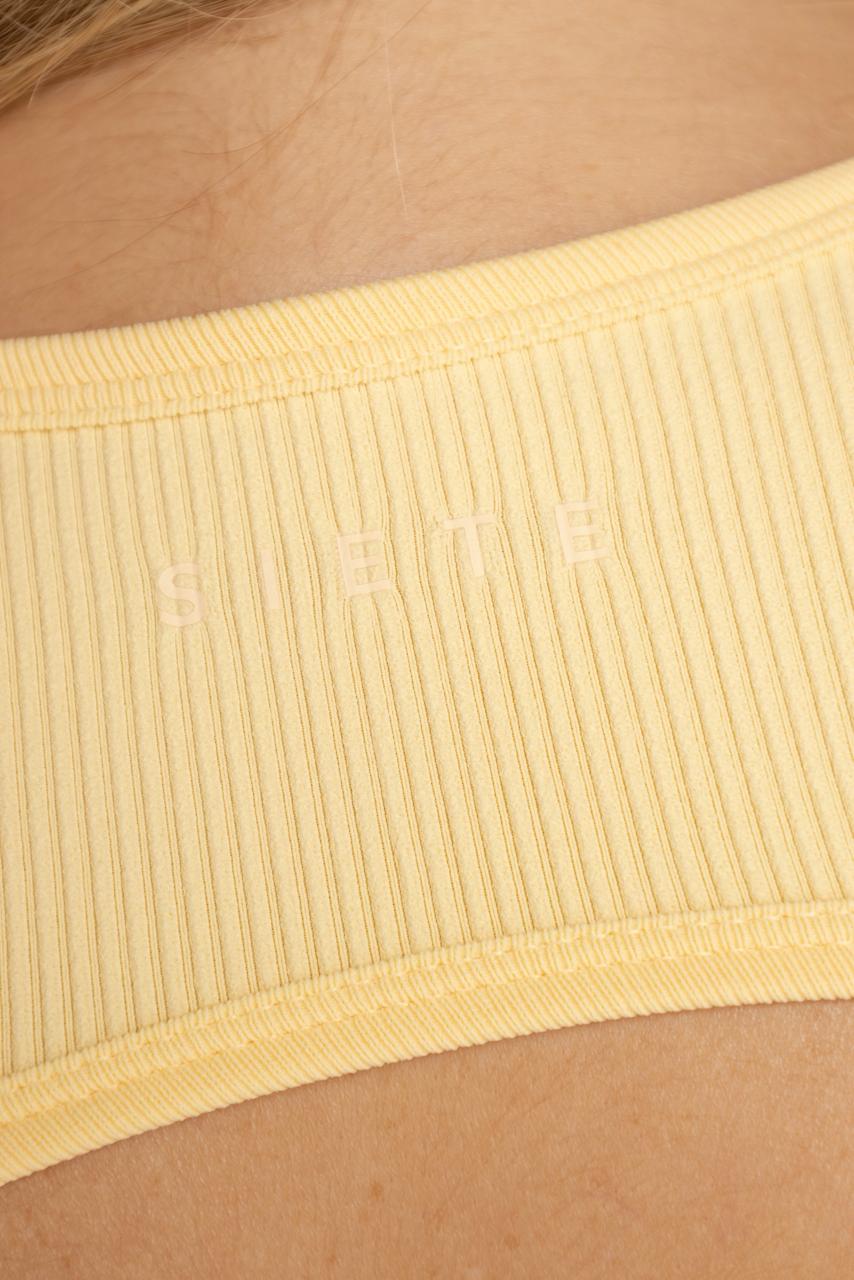 Top serenity amarillo